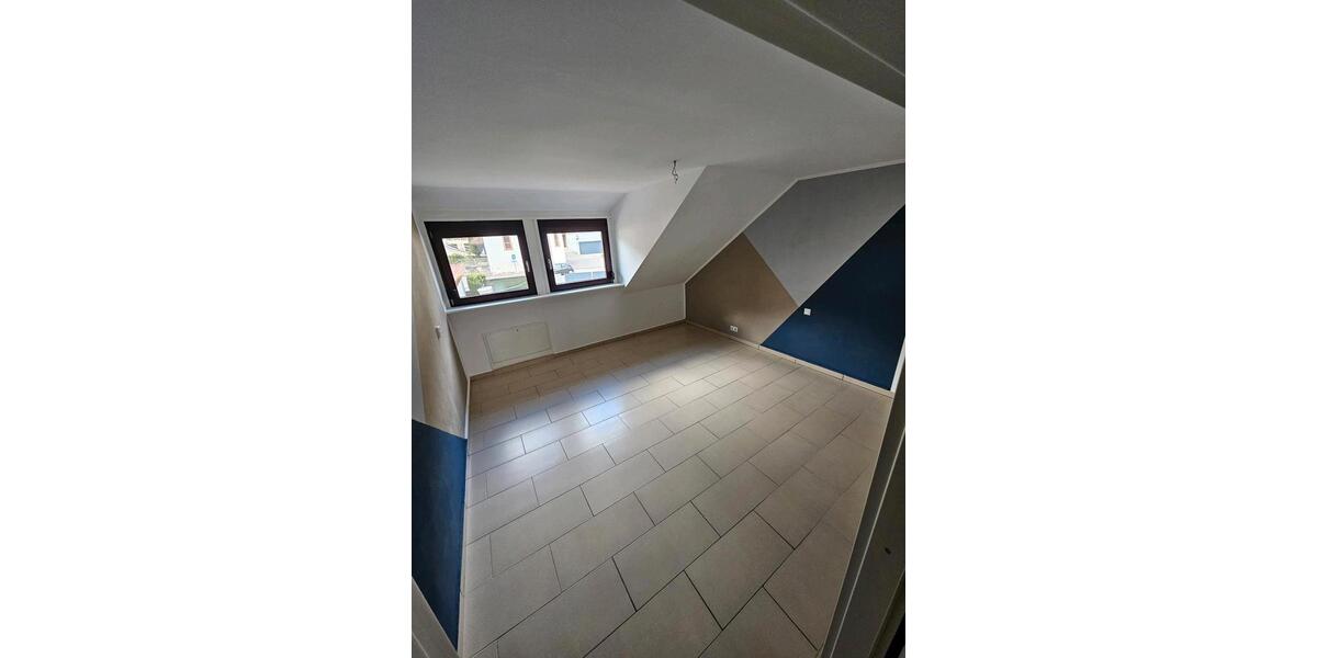 Etagenwohnung Schwörstadt - 3.5 Zimmer, 94 m&sup2;, 1.250&euro; | Angebot:26071870