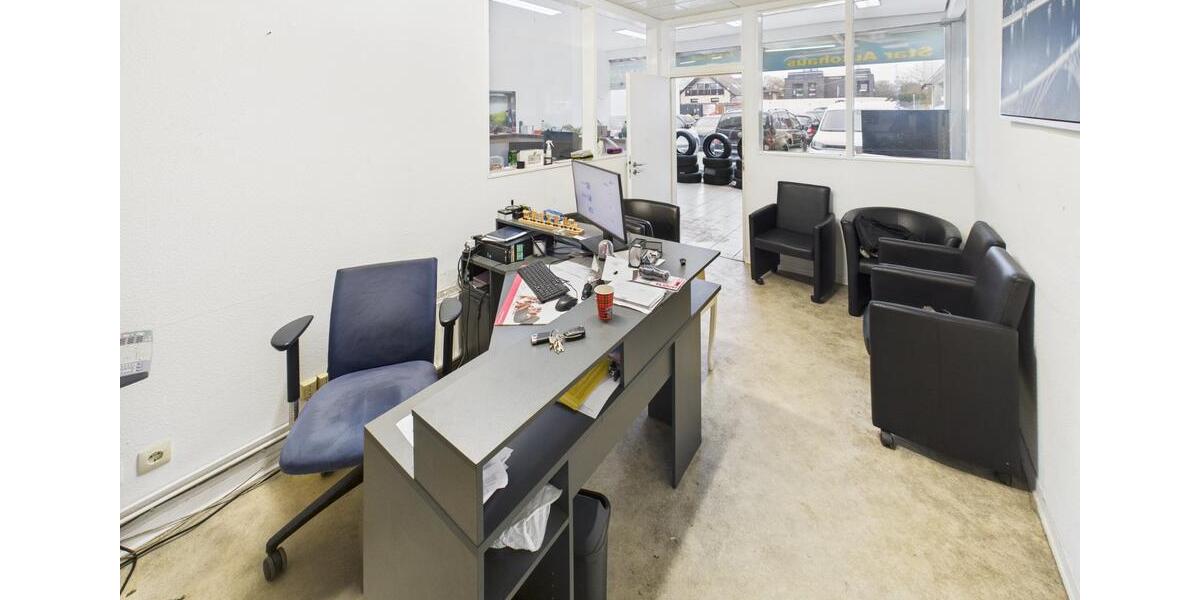 Exponierte Gewerbeeinheit - 330m² mit maximaler Werbewirkung zimmer