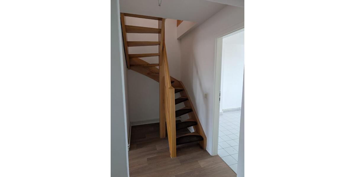 Etagenwohnung Rathenow - 2 Zimmer, 73 m&sup2;, 495&euro; | Angebot:25127301