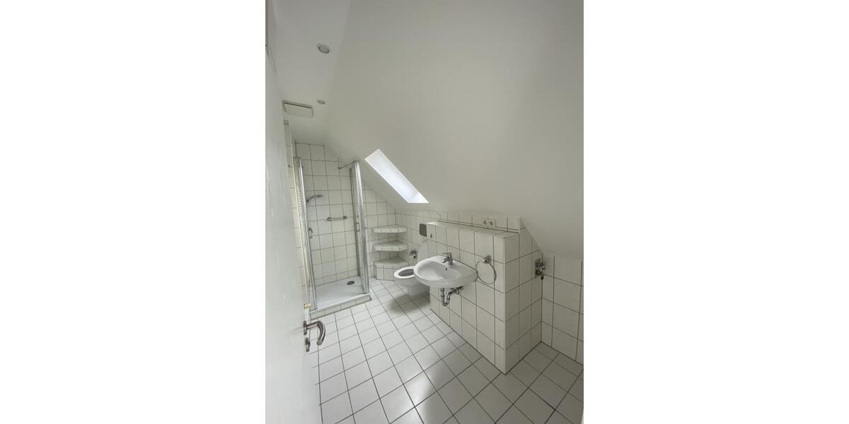 Etagenwohnung Mittweida - 1 Zimmer, 29 m&sup2;, 350&euro; | Angebot:26336998