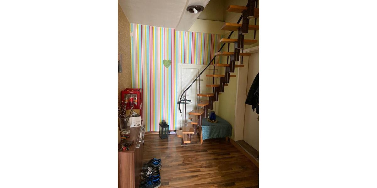 Etagenwohnung Stolzenau - 3 Zimmer, 140 m&sup2;, 600&euro; | Angebot:26095458