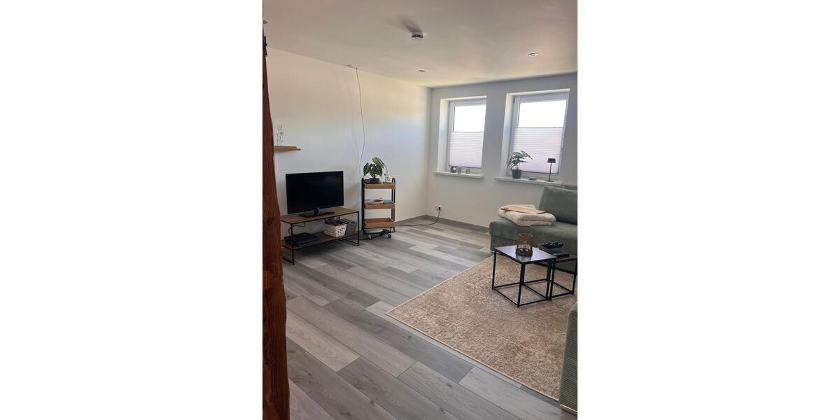 Dachgeschoßwohnung Delligsen - 2 Zimmer, 60 m&sup2;, 450&euro; | Angebot:26608978