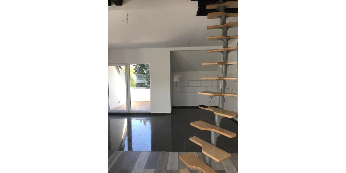 Dachgeschoßwohnung Ennepetal - 4 Zimmer, 900&euro; | Angebot:23531984