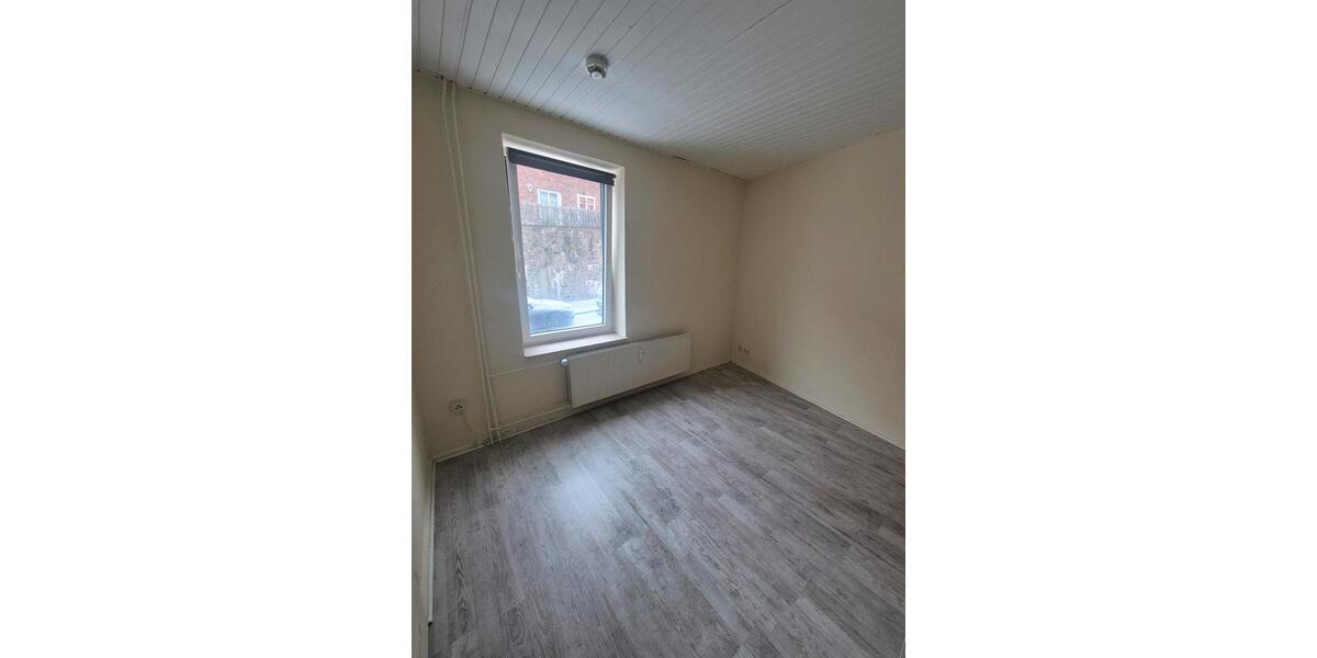 Erdgeschoßwohnung Flensburg Falkenberg - 2 Zimmer, 30 m&sup2;, 400&euro; | Angebot:25079830