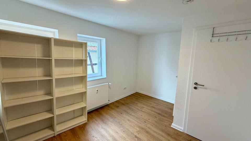 Etagenwohnung Homberg (Efze) - 4 Zimmer, 120 m&sup2;, 700&euro; | Angebot:24511960