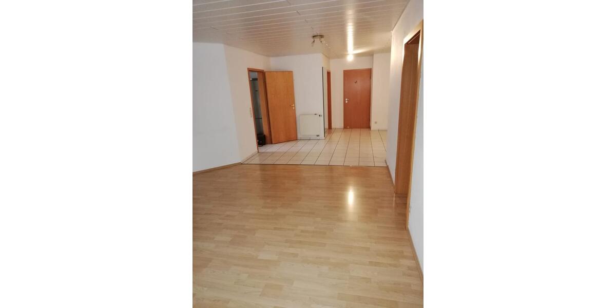 Erdgeschoßwohnung Bönnigheim - 3.5 Zimmer, 102 m&sup2;, 980&euro; | Angebot:26001696