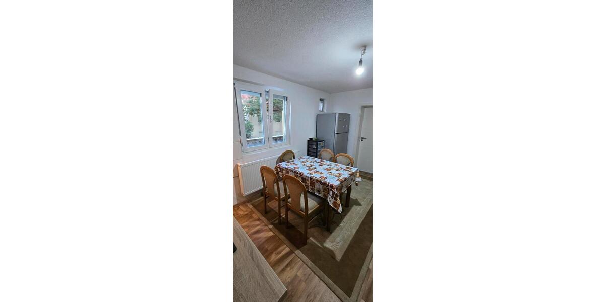 Erdgeschoßwohnung Giengen an der Brenz - 1 Zimmer, 90 m&sup2;, 430&euro; | Angebot:24982581