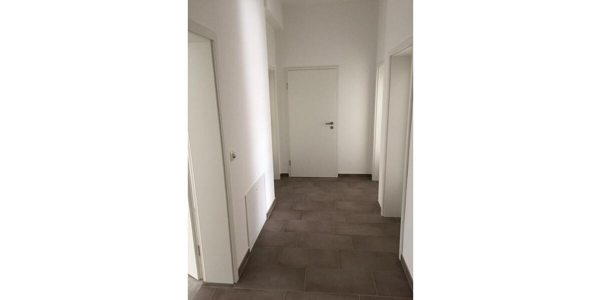 Etagenwohnung Rudolstadt - 2 Zimmer, 80 m&sup2;, 720&euro; | Angebot:26446709