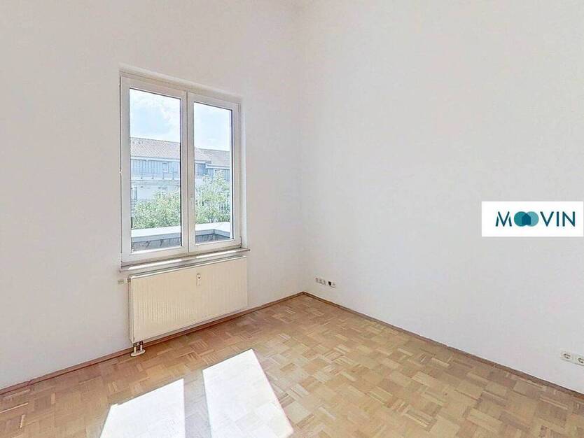 Über den Dächern: 2-Zimmer-Wohnung in der Endetage mit Balkon - sofort verfügbar!
