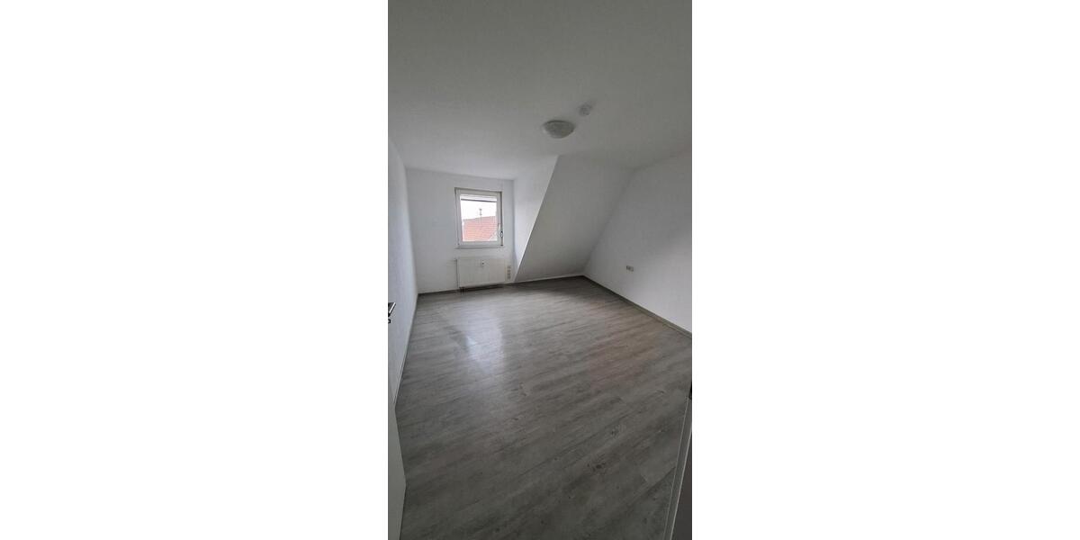 Dachgeschoßwohnung Winterlingen - 1 Zimmer, 53 m&sup2;, 600&euro; | Angebot:26612912
