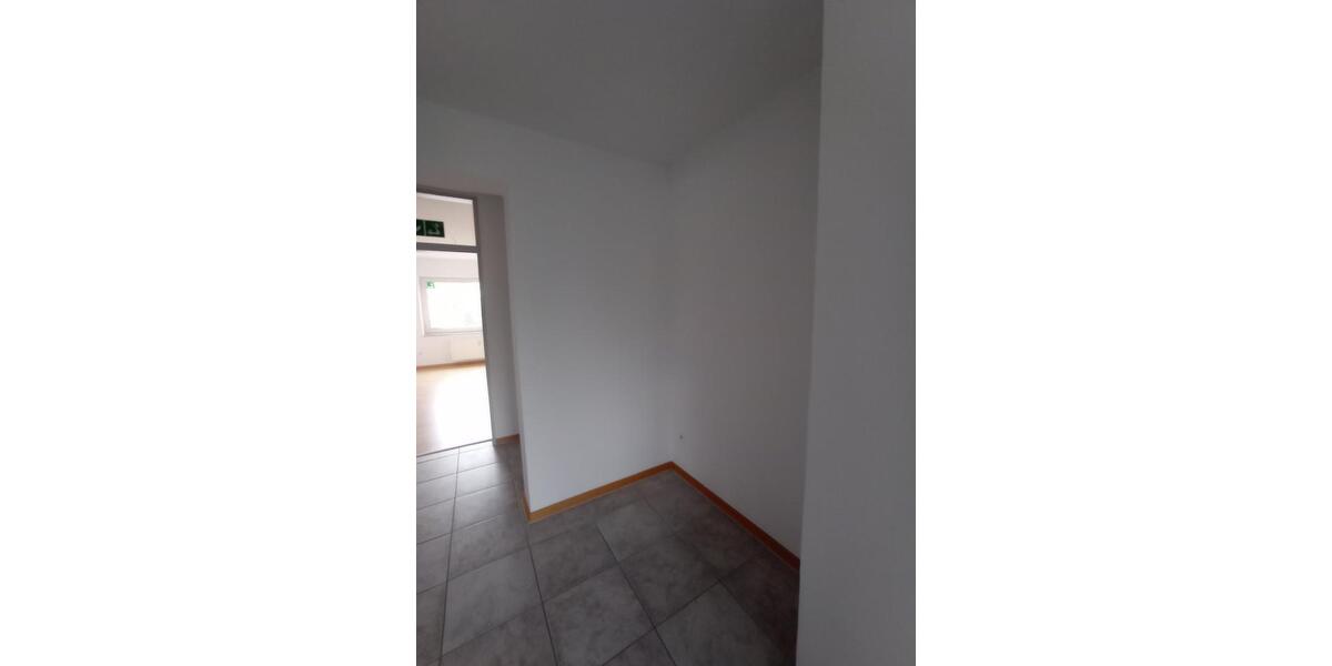 Etagenwohnung Lingen (Ems) Damaschke - 3 Zimmer, 101 m&sup2;, 800&euro; | Angebot:24979485