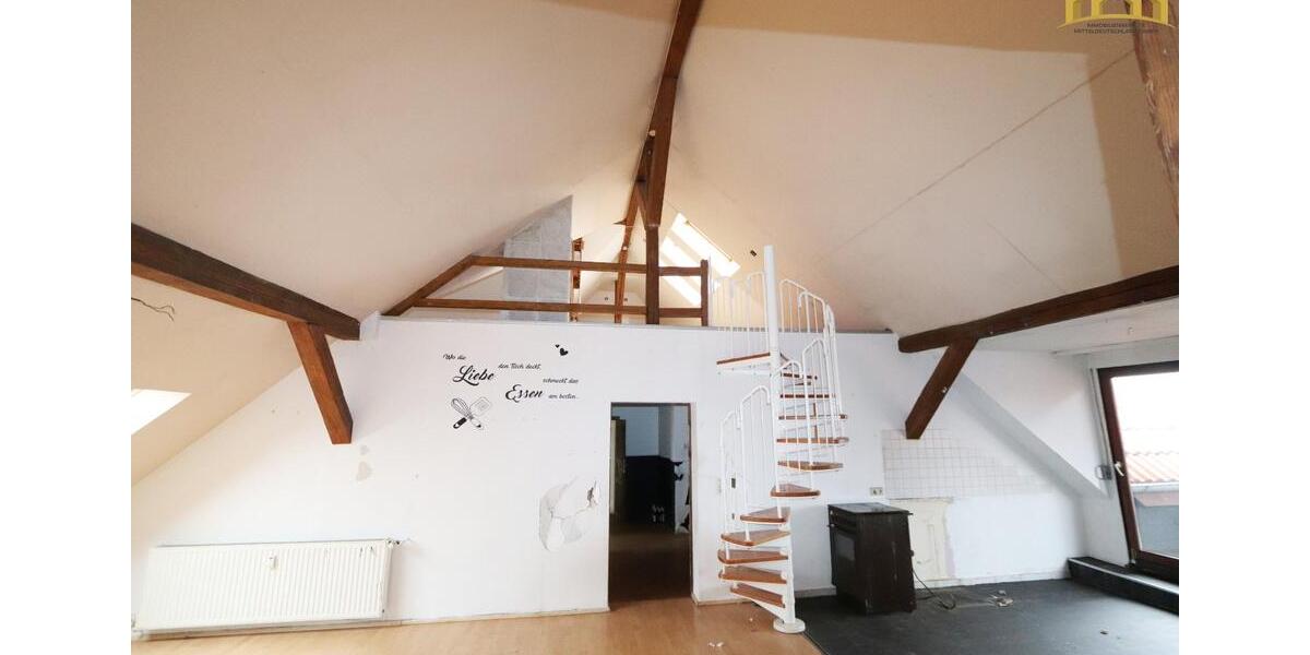 Dachgeschoßwohnung Hettstedt - 4 Zimmer, 120 m&sup2;, 540&euro; | Angebot:24942829