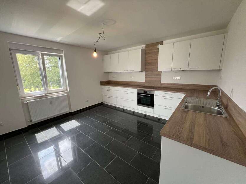 Wohnung zum Mieten in Wain 1.300 € 130 m²