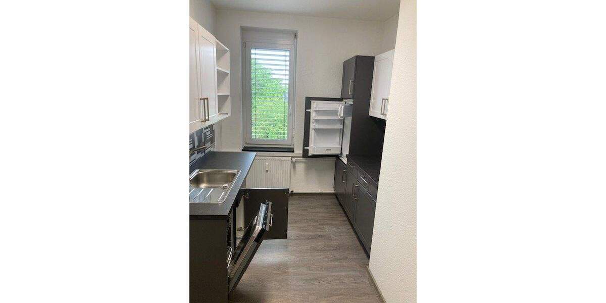 Gewerbeobjekt Erwitte - 6 Zimmer, 115 m&sup2;, 850&euro; | Angebot:25664648