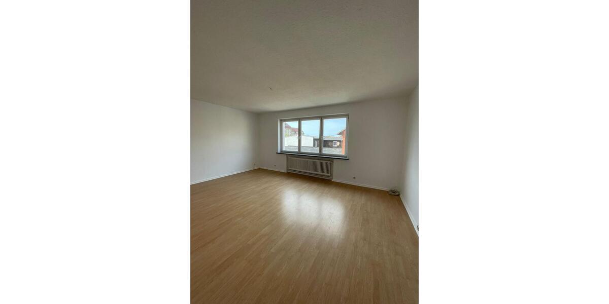 Etagenwohnung Helmstedt - 3 Zimmer, 89 m&sup2;, 550&euro; | Angebot:25650320