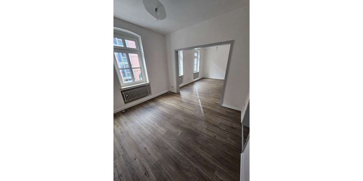Etagenwohnung Köln Bayenthal - 2 Zimmer, 62 m&sup2;, 1.300&euro; | Angebot:26661174