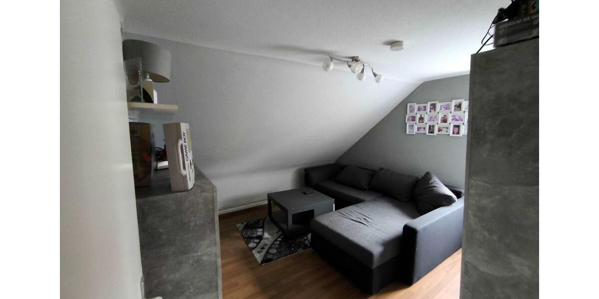 Dachgeschoßwohnung Saarbrücken Brebach-Fechingen - 2 Zimmer, 66 m&sup2;, 465&euro; | Angebot:25988749