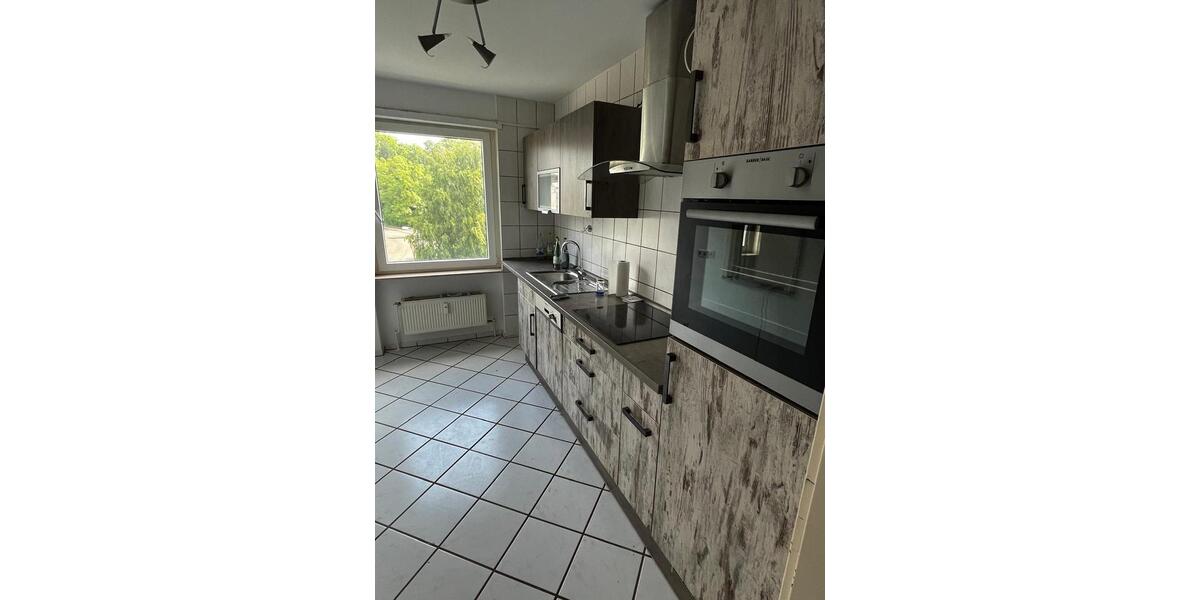 Etagenwohnung Völklingen - 4 Zimmer, 100 m&sup2;, 1.050&euro; | Angebot:26293919