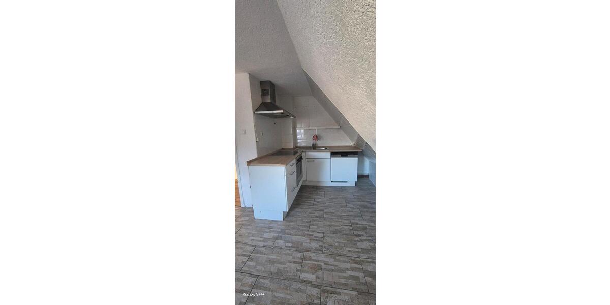 Etagenwohnung Steffenberg - 3 Zimmer, 65 m&sup2;, 500&euro; | Angebot:26387637