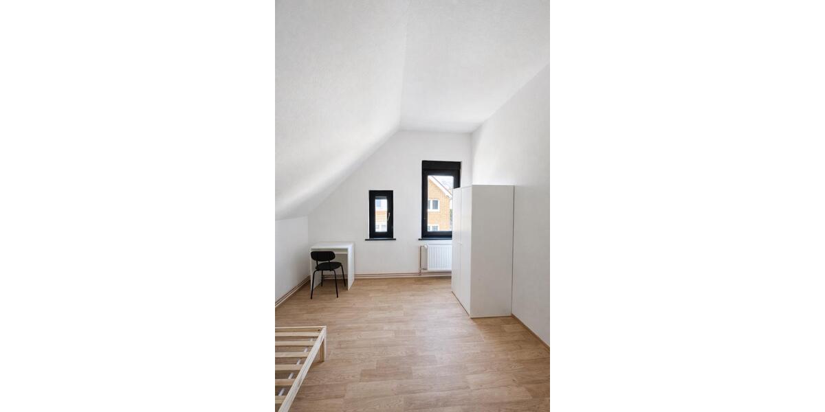 Wohnen auf Zeit Bremen Burglesum - 7 Zimmer, 95 m&sup2;, 500&euro; | Angebot:25402726