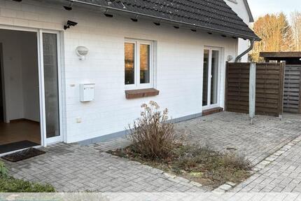 Wohnung Jübek - 2 Zimmer, 80 m&sup2;, 720&euro; | Angebot:24675884