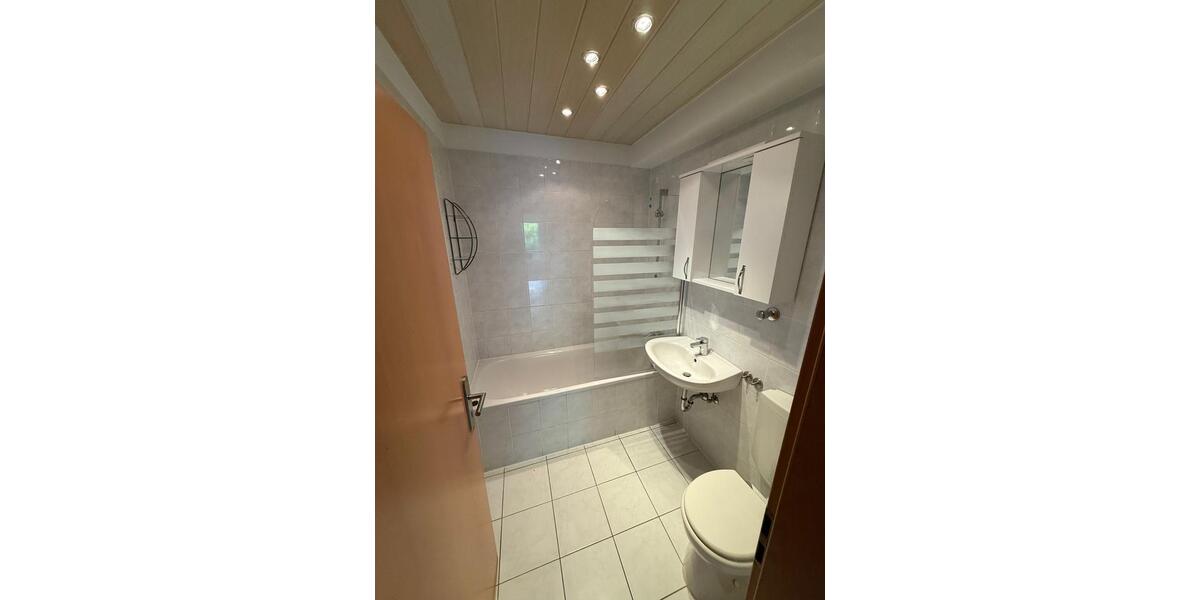 Etagenwohnung Köln Heimersdorf - 3 Zimmer, 78 m&sup2;, 1.300&euro; | Angebot:26579737