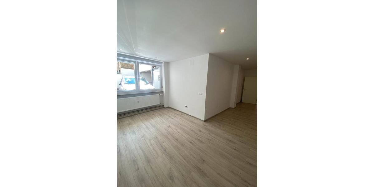 Erdgeschoßwohnung Sankt Ingbert - 2 Zimmer, 80 m&sup2;, 650&euro; | Angebot:26351501