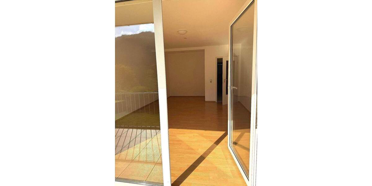 Etagenwohnung Kordel - 3 Zimmer, 72 m&sup2;, 650&euro; | Angebot:26139952