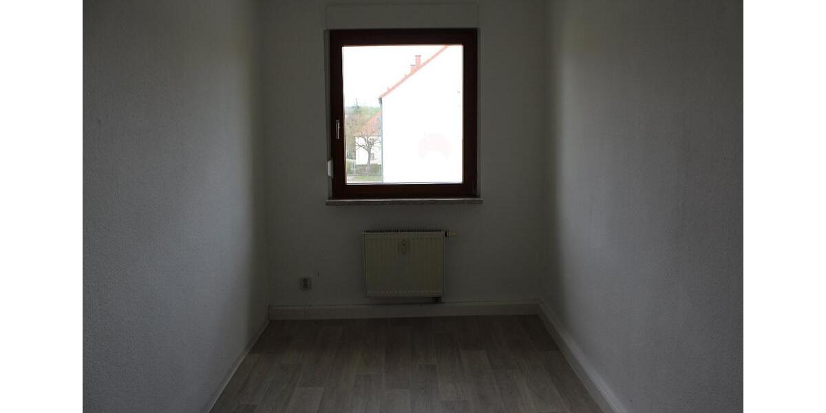 Dachgeschoßwohnung Eisenach - 3 Zimmer, 60 m&sup2;, 429&euro; | Angebot:26182982