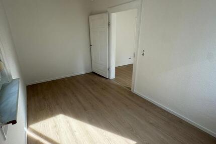 Schöne Helle 4 Raum Wohnung all inklusive zimmer
