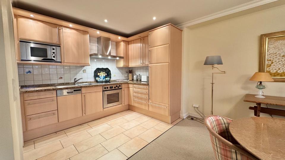 Wohnen auf Zeit Hamburg Harvestehude - 2 Zimmer, 75 m&sup2;, 2.275&euro; | Angebot:26664776