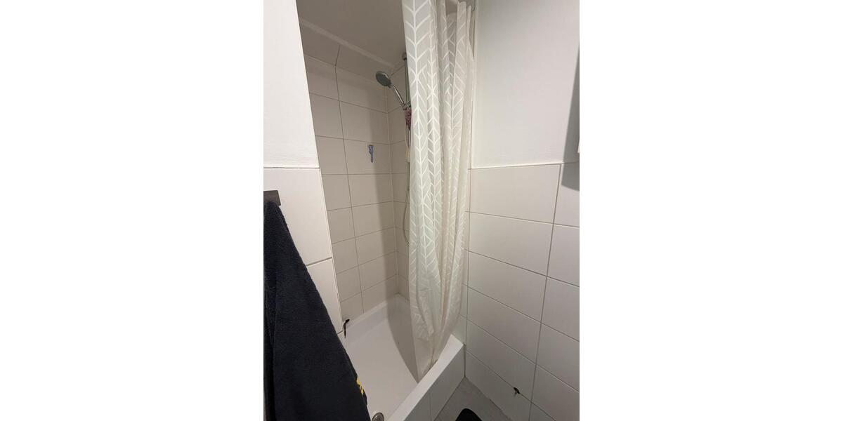 Dachgeschoßwohnung Bremen Walle - 3 Zimmer, 47 m&sup2;, 670&euro; | Angebot:25254041