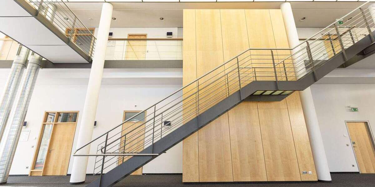 Große Gewerbeeinheit im Zentrum von Merseburg, Top Lage in hochfrequentierter Fußgängerzone! zimmer