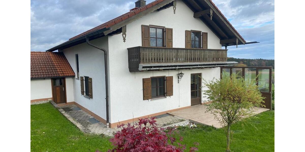 Einfamilienhaus Steinhöring - 7 Zimmer, 200 m&sup2;, 1.630&euro; | Angebot:25655825