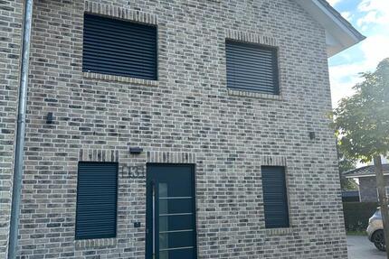 Haus Elmshorn - 4 Zimmer, 125 m&sup2;, 1.800&euro; | Angebot:25974200