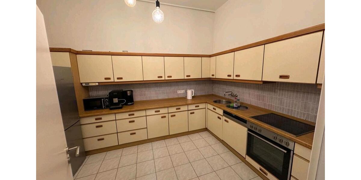 Etagenwohnung Bad Oldesloe - 2 Zimmer, 71 m&sup2;, 1.200&euro; | Angebot:26048642