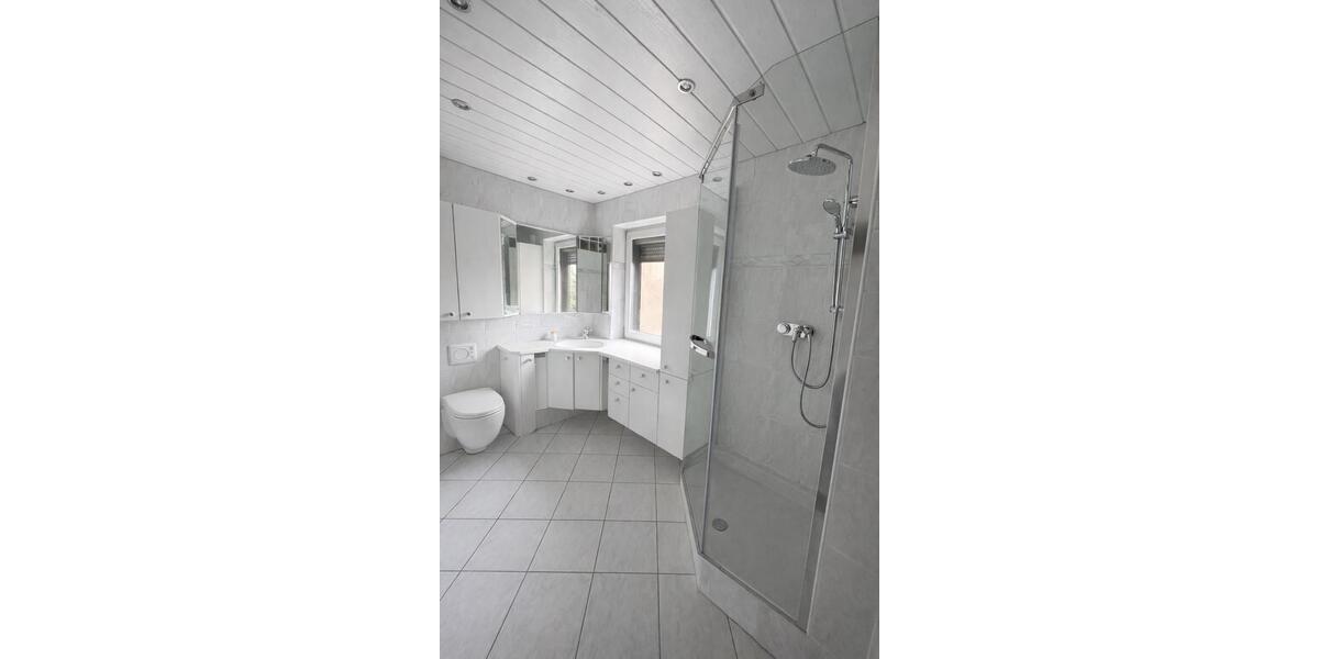 Etagenwohnung Eppelborn - 3 Zimmer, 95 m&sup2;, 750&euro; | Angebot:24658326