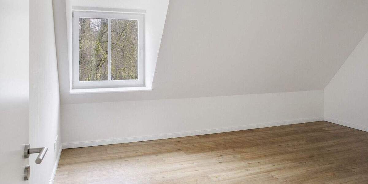 Zur Miete: Familienidyll in ländlicher Lage - Reihenendhaus mit Garten, Terrasse und jeder Menge Platz 6 zimmer