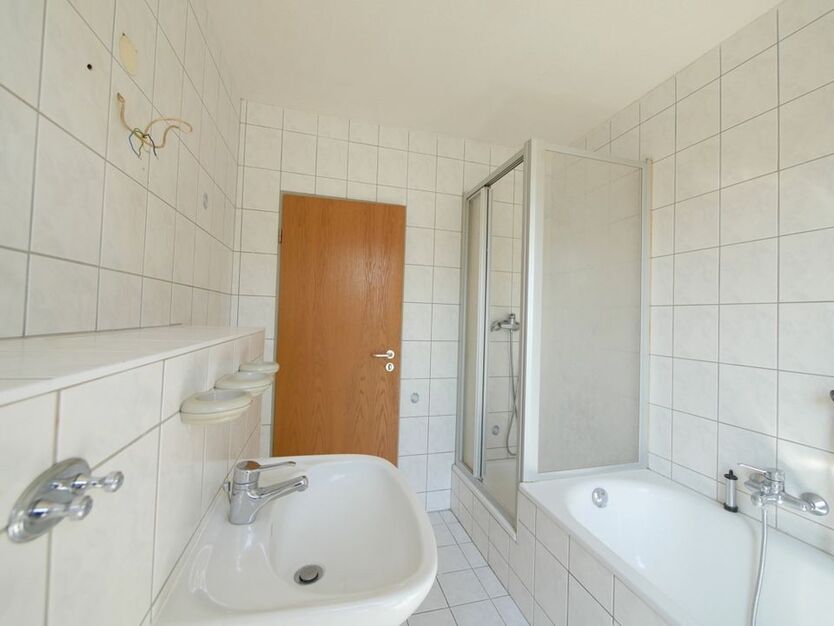 Gemütliche Wohnung im 1. OG zu vermieten!
