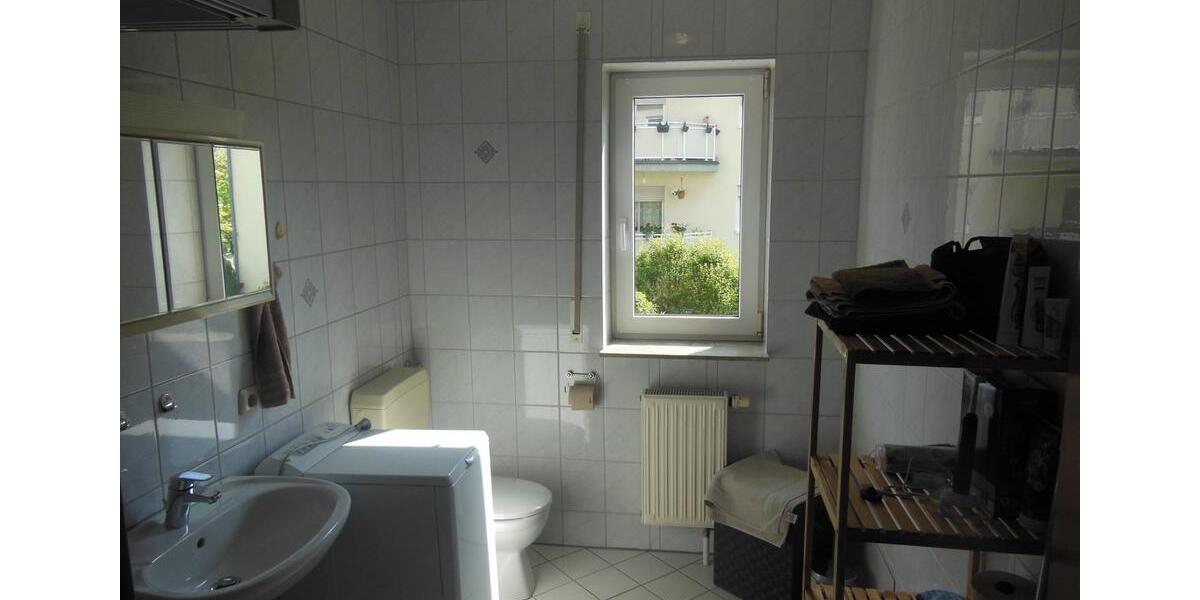 Hochparterre Ilmenau - 1 Zimmer, 48 m&sup2;, 395&euro; | Angebot:26660501
