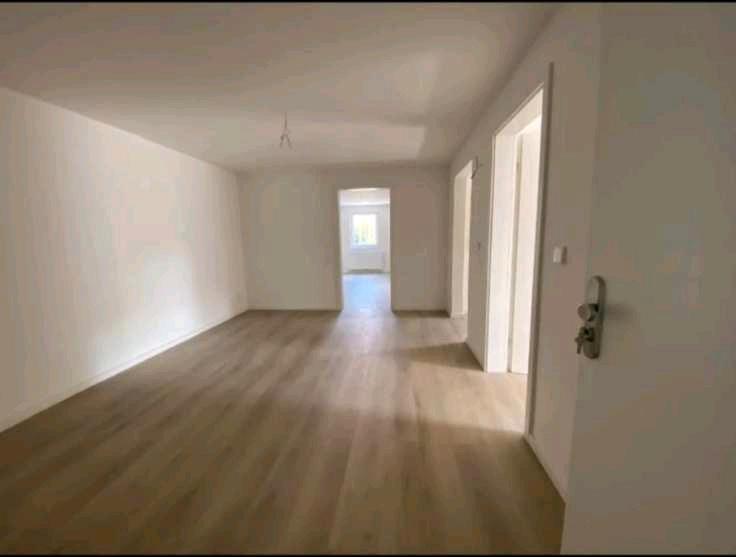 Moderne 3,5-Zimmer-Wohnung mit Neckarblick in Rottweil 3.5 zimmer