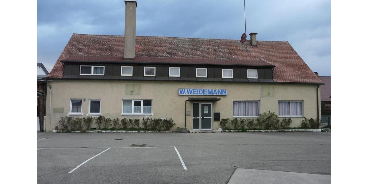 Einfamilienhaus Memmingen - 10 Zimmer, 313 m&sup2;, 3.000&euro; | Angebot:23200332