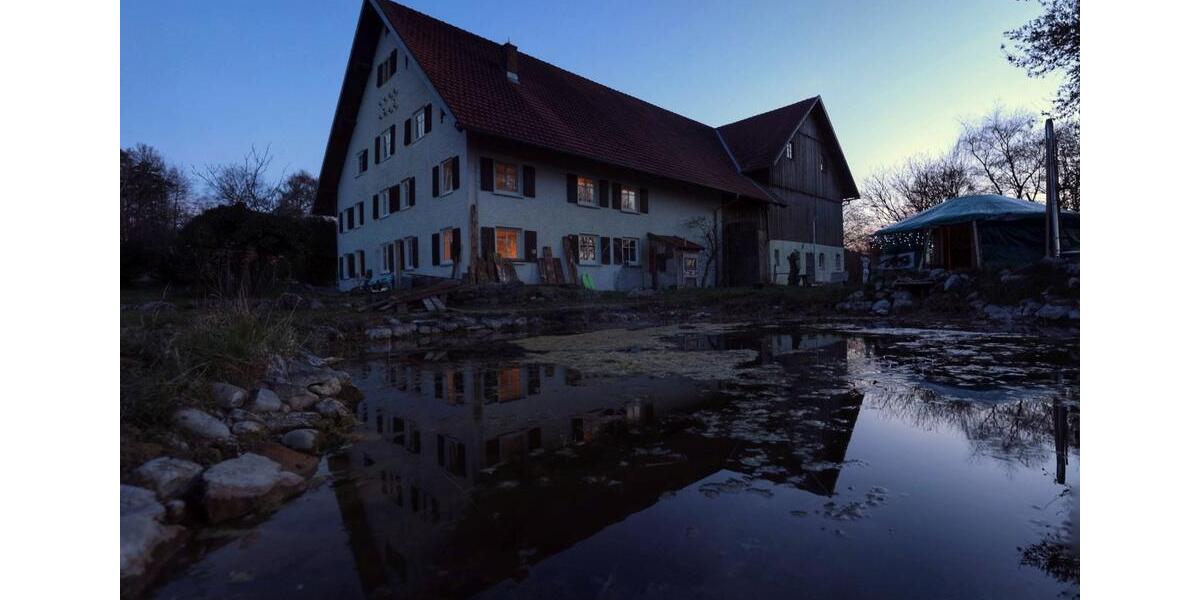 Dachgeschoßwohnung Aichstetten - 1 Zimmer, 45 m&sup2;, 800&euro; | Angebot:26069490