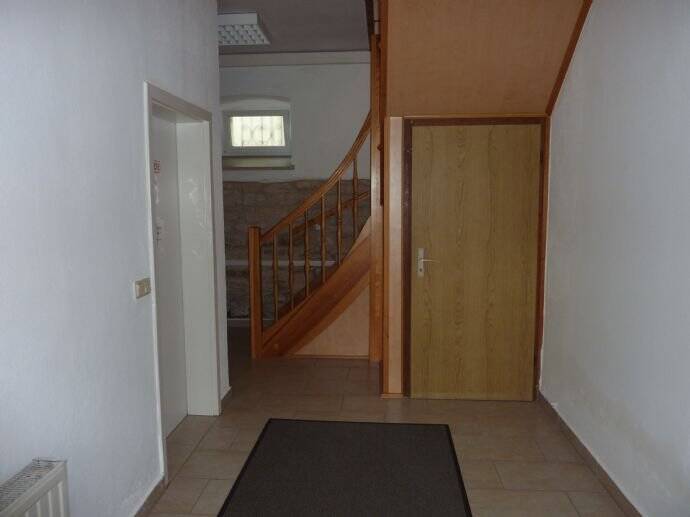 Gewerbeobjekt Weißenfels - 5 Zimmer, 105 m&sup2;, 595&euro; | Angebot:25733075