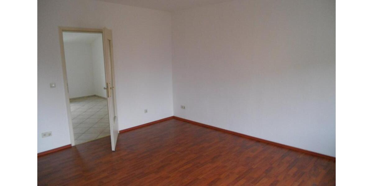 Etagenwohnung Angermünde - 1 Zimmer, 40 m&sup2;, 310&euro; | Angebot:26349115