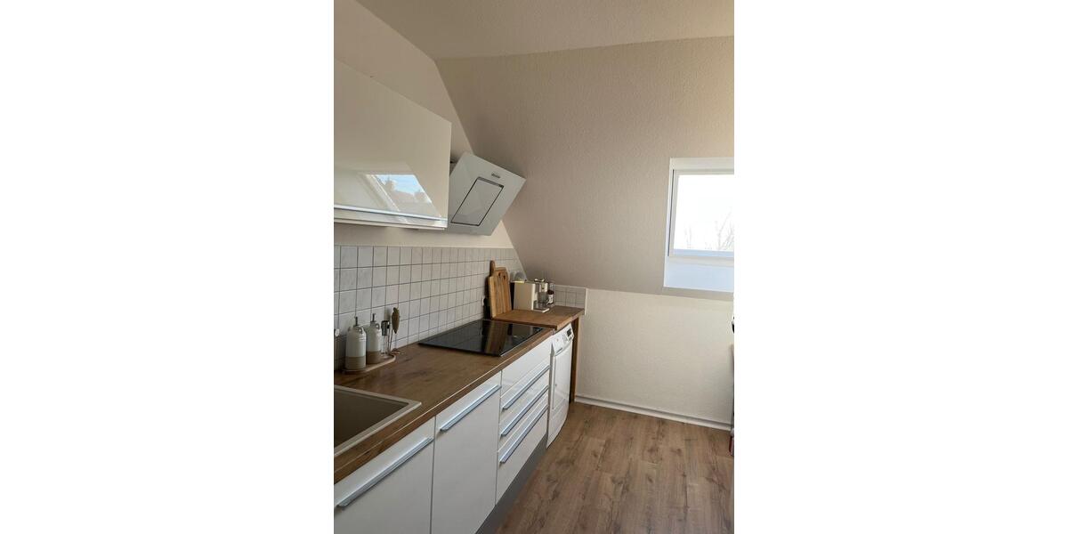 Dachgeschoßwohnung Schweinfurt Bellevue - 2 Zimmer, 64 m&sup2;, 590&euro; | Angebot:26636881
