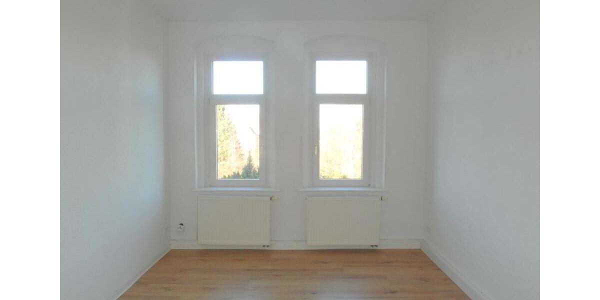 Etagenwohnung Hartha - 3 Zimmer, 73 m&sup2;, 399&euro; | Angebot:26019024