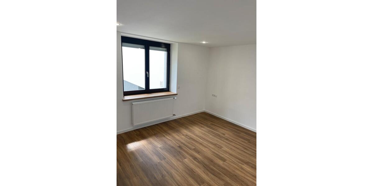 Erdgeschoßwohnung Walldürn - 3 Zimmer, 104 m&sup2;, 970&euro; | Angebot:26661635
