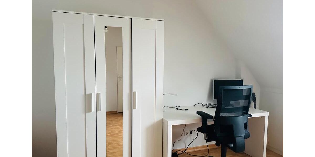 Dachgeschoßwohnung Köln Mülheim - 1 Zimmer, 29 m&sup2;, 690&euro; | Angebot:25855823