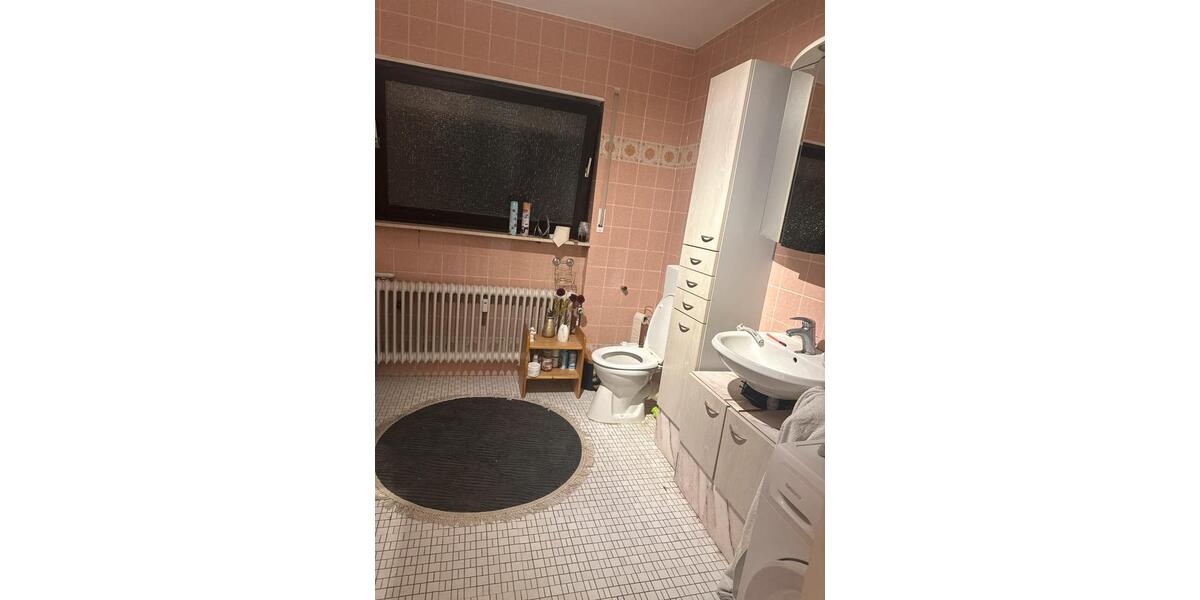 Wohnen auf Zeit Darmstadt Eberstadt - 4 Zimmer, 180 m&sup2;, 1.150&euro; | Angebot:26502208